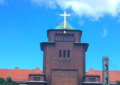 Neuvergoldung Kirchenkreuz St. Augustinus zu Berlin, Prenzlauer Berg